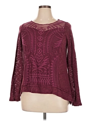 Xhilaration Pullover Sweater (view 1)
