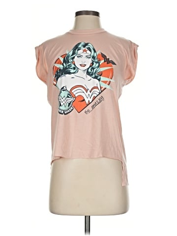 Wonder Woman Short Sleeve T-Shirt (view 1)