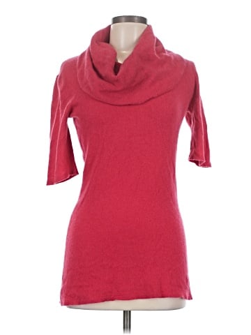 Neiman Marcus Cashmere Pullover Sweater (view 1)