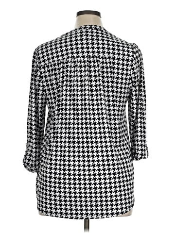 wonderly 3/4 Sleeve Blouse (view 2)