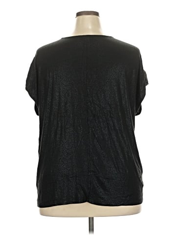 Maurices Short Sleeve T-Shirt (view 2)