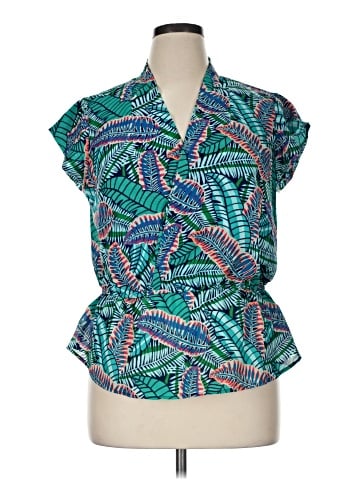Liz Claiborne Short Sleeve Blouse (view 1)
