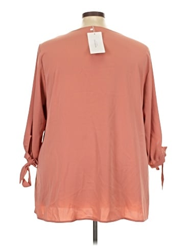 BLOOMCHIC 3/4 Sleeve Blouse (view 2)