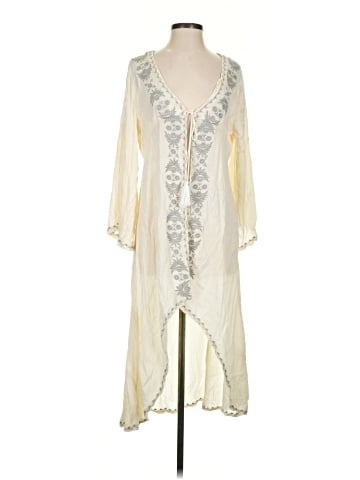 Do Everything in Love Kimono (view 1)