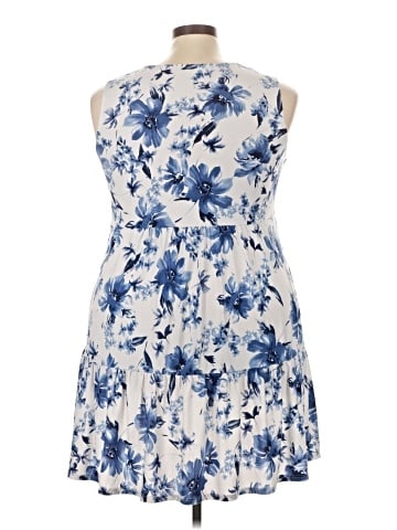 Kaileigh Casual Dress (view 2)
