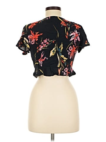 Leith Short Sleeve Blouse (view 2)