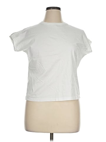 Uniqlo Short Sleeve T-Shirt (view 1)