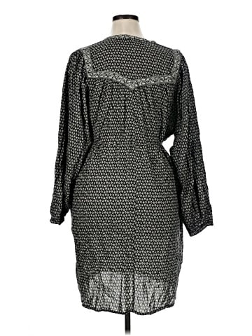Old Navy Casual Dress (view 2)
