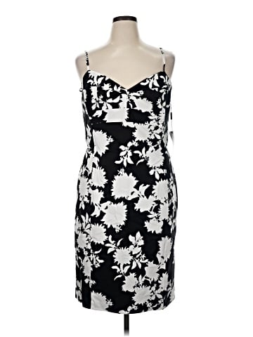 White House Black Market Cocktail Dress (view 1)