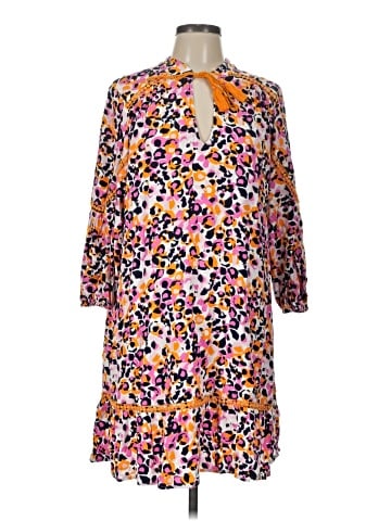 Crown & Ivy Casual Dress (view 1)