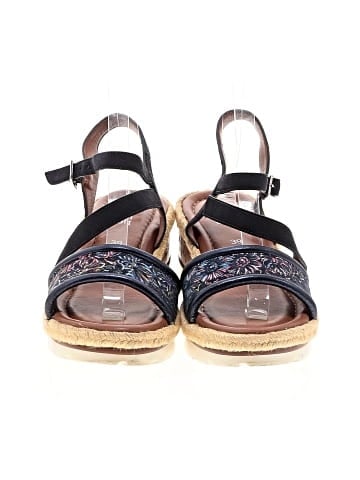 Ara Wedges (view 2)