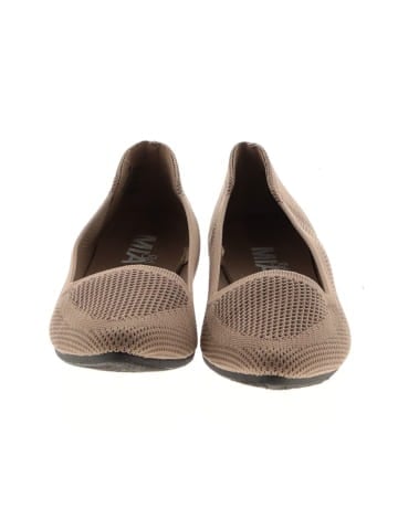 Mia Flats (view 2)