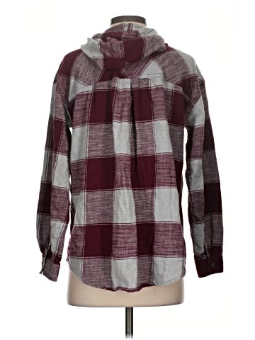 Maurices Long Sleeve Button-Down Shirt (view 2)