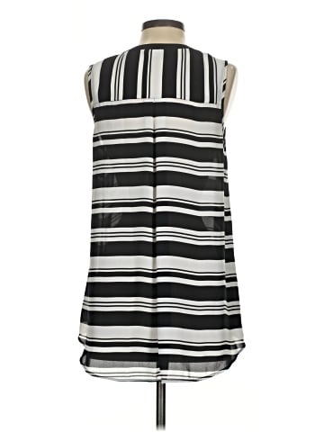 DR2 Sleeveless Blouse (view 2)