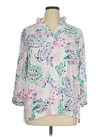 Crown & Ivy 3/4 Sleeve Blouse (view 1)