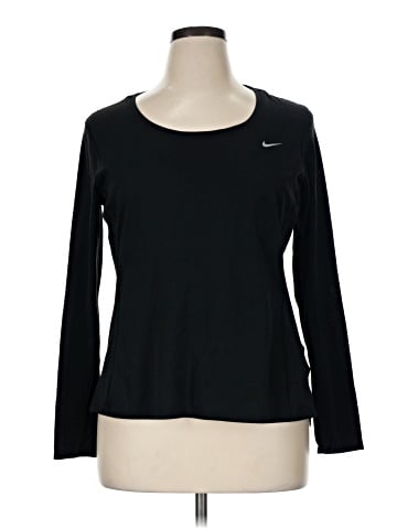 Nike Long Sleeve T-Shirt (view 1)