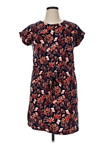 Liz Claiborne Casual Dress (view 1)