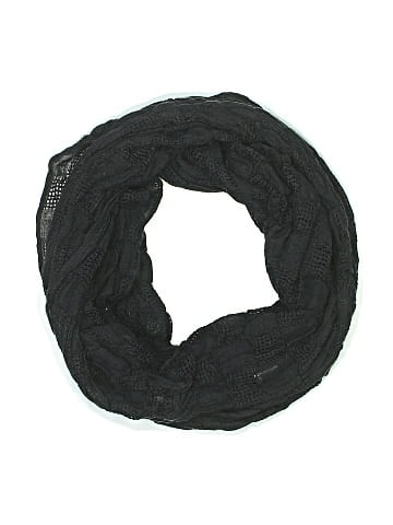 Rubbish Scarf (view 1)