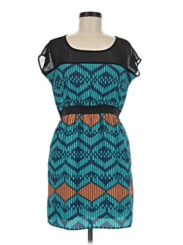 Collective Concepts Casual Dress (view 1)