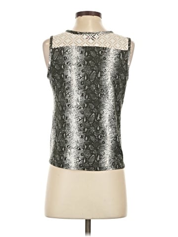 Discreet Sleeveless T-Shirt (view 2)