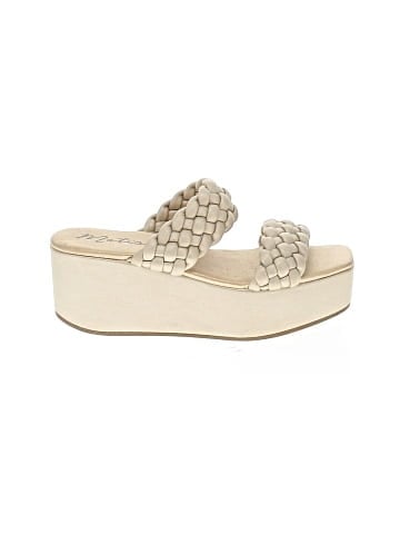 Matisse Wedges (view 1)