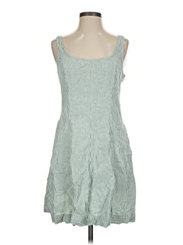 Universal Thread Casual Dress (view 1)