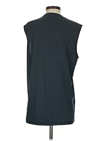 Reebok Sleeveless T-Shirt (view 2)