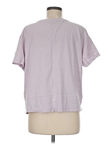 Nike Short Sleeve T-Shirt (view 2)
