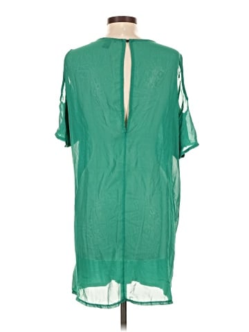 H&M 3/4 Sleeve Top (view 2)