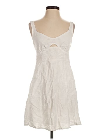 American Eagle Outfitters Casual Dress (view 1)