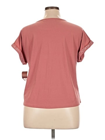 Love Scarlett Short Sleeve Top (view 2)