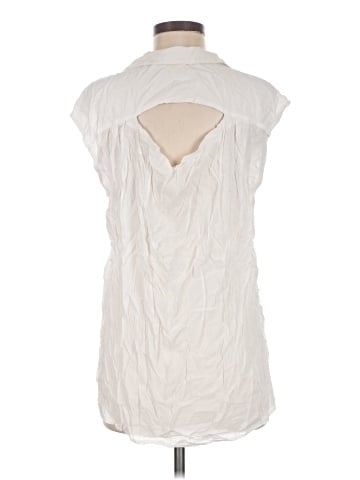 Maeve Sleeveless Button-Down Shirt (view 2)