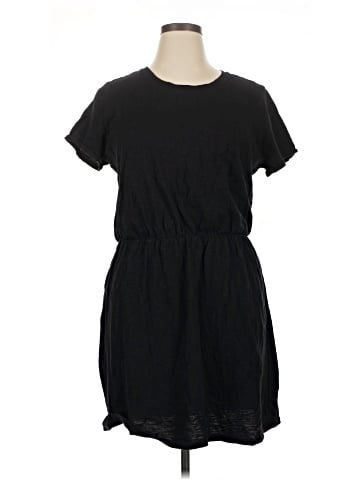 Old Navy Casual Dress (view 1)