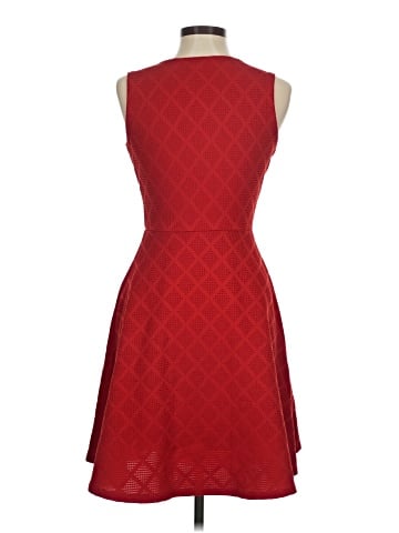 Le Lis Cocktail Dress (view 2)