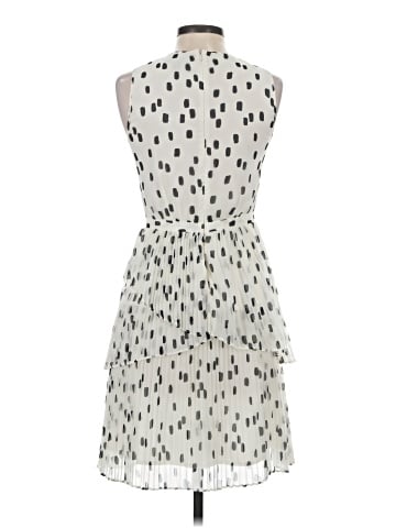 Banana Republic Casual Dress (view 2)