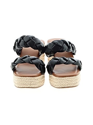 Unbranded Wedges (view 2)