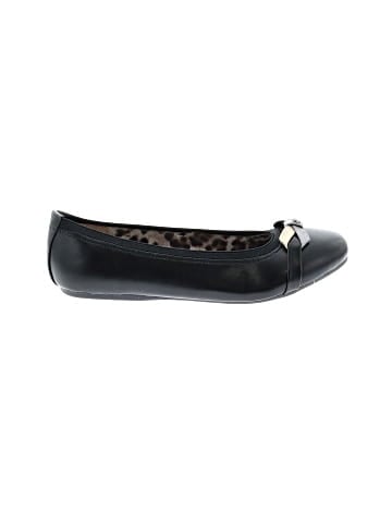 Kenneth Cole REACTION Flats (view 1)