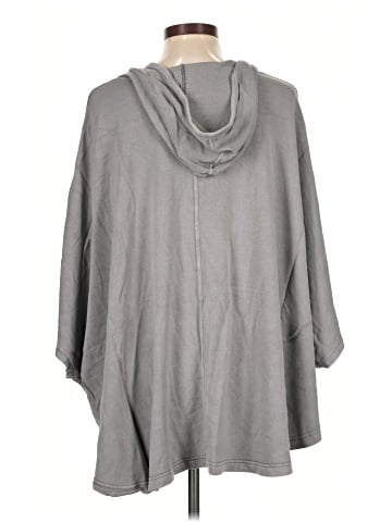 XCVI Poncho (view 2)