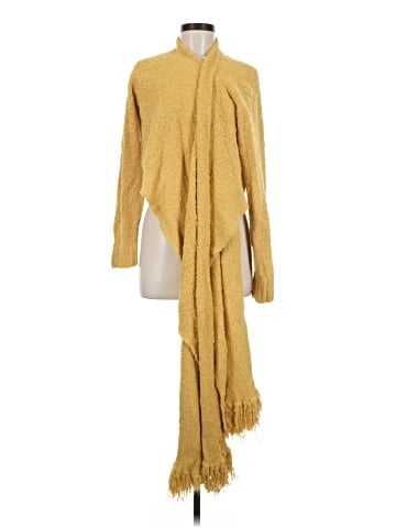 Oboe Poncho (view 1)
