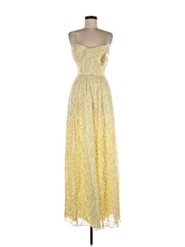what matches gold dress How to Accessorize a Champagne Dress: Best Color Color:Red-Orange main image 0
