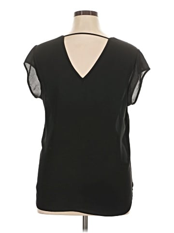 DR2 Short Sleeve Blouse (view 2)