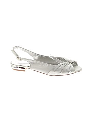 Unbranded Flats (view 1)