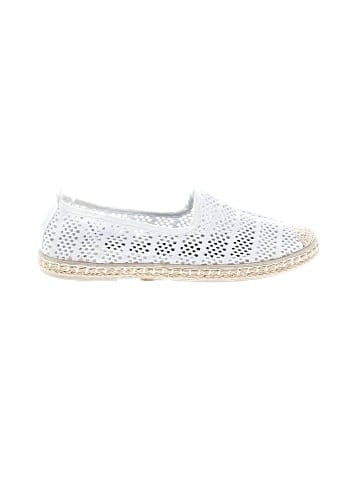 Unbranded Flats (view 1)