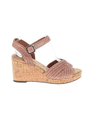 Next Wedges (view 1)