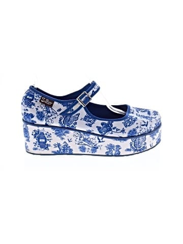 Assorted Brands Wedges (view 1)