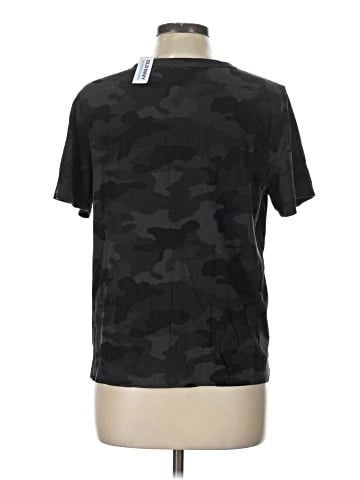 Old Navy Active T-Shirt (view 2)