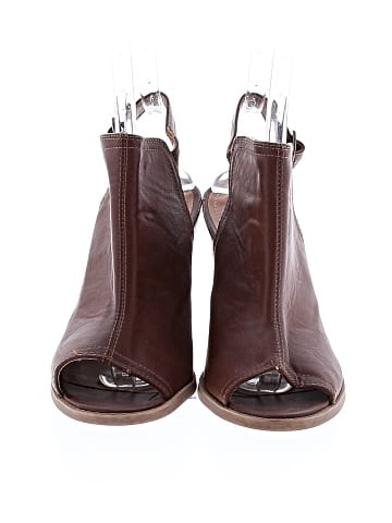 Lauren Conrad Sandals (view 2)