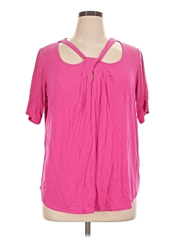 Karen Kane Short Sleeve T-Shirt (view 1)