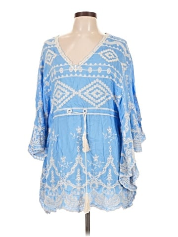 Solitaire Poncho (view 1)