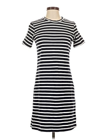 Amour Vert Casual Dress (view 1)